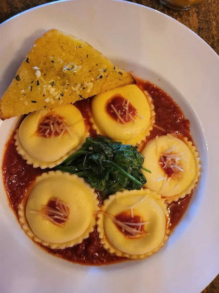 Ravioli and Meatballs with Garlic Bread