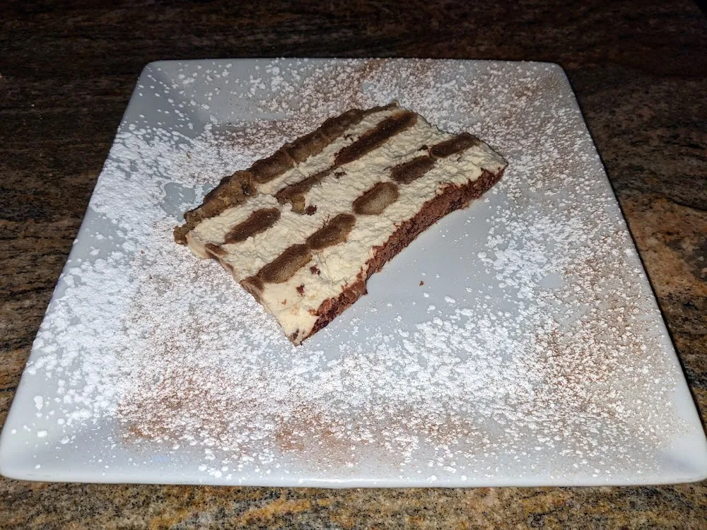 Tiramisu Cake